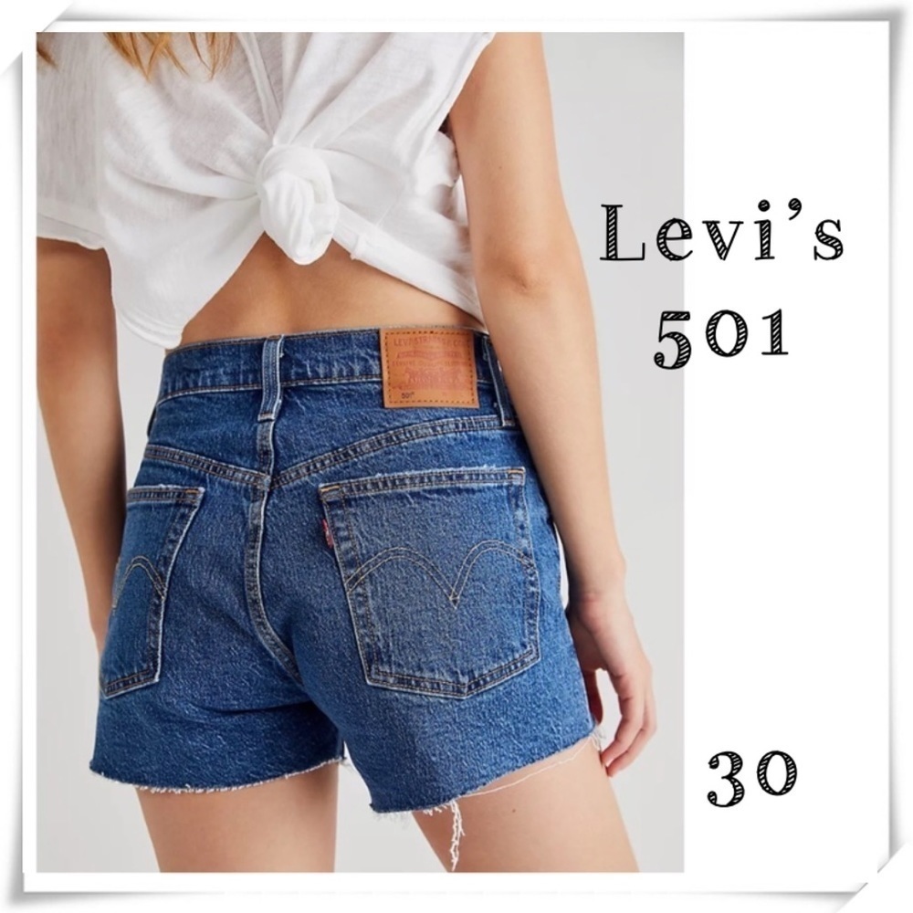 LEVI’S 501 High Rise Raw Hem Denim Jean Shorts Button Fly Salsa Halfway Size 30